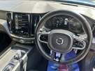 2017-volvo-xc60-20-t8-r-design-pro-small-6
