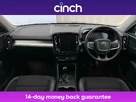 2019-volvo-xc40-20td-d3-momentum-small-14