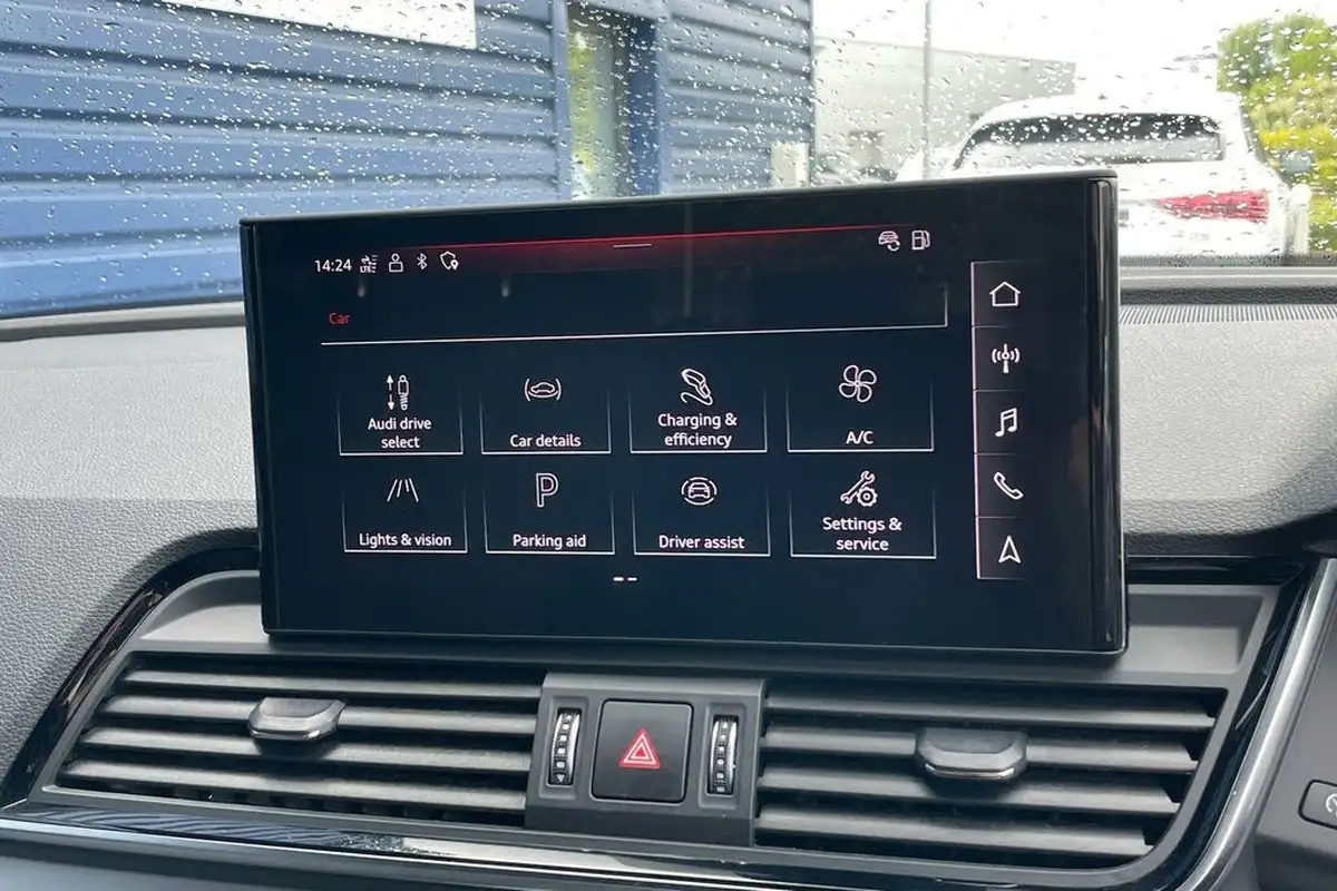 2021-audi-q5-20-50-tfsi-e-s-line-station-wagon-big-34