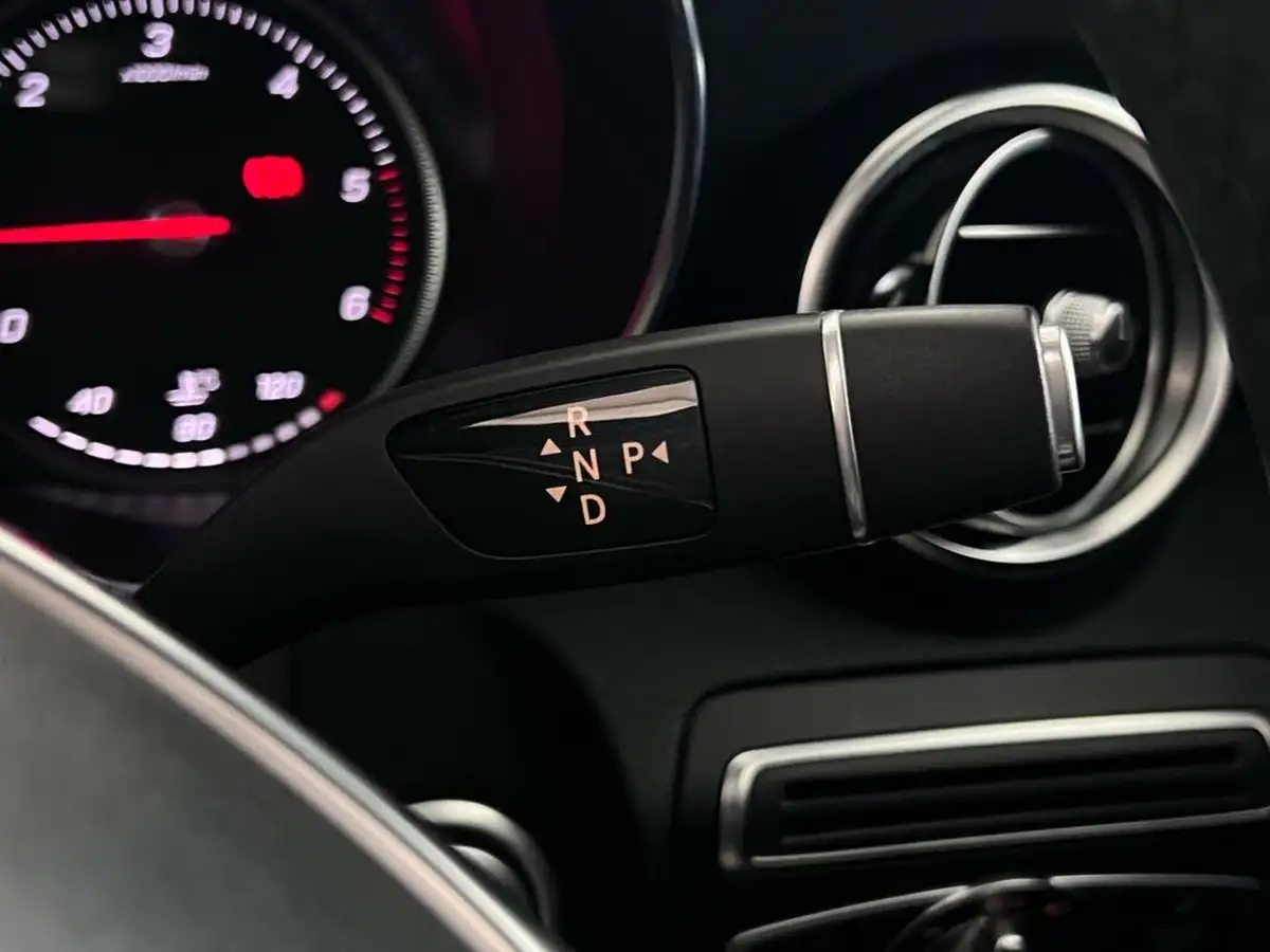 2019-mercedes-benz-glc-class-21d-glc250d-amg-line-premiumss-station-wagon-5d-big-26