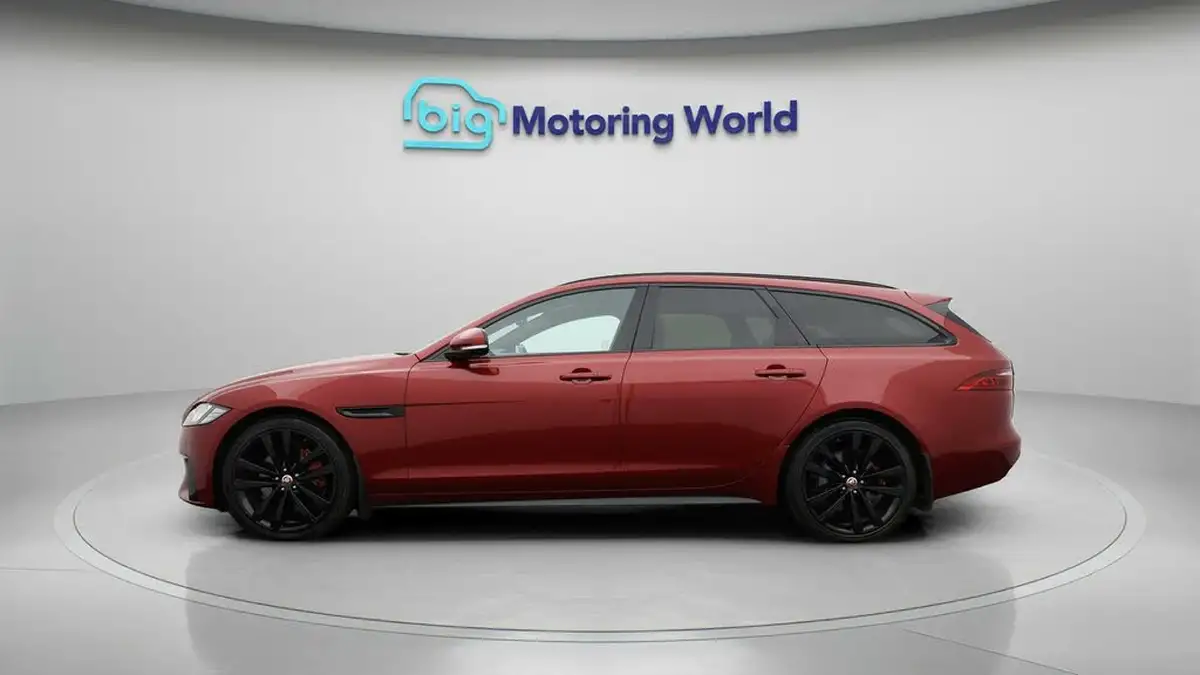 2019-jaguar-xf-30td-sportbrake-5d-big-3
