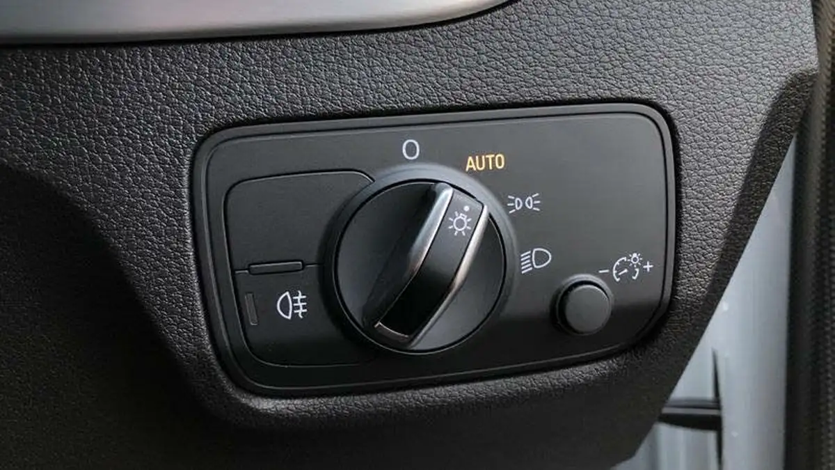 2024-audi-q2-15-35-tfsi-s-line-tronic-big-23