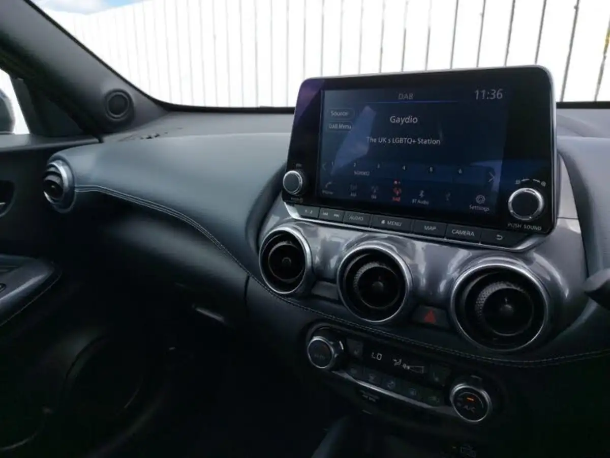 2022-nissan-juke-10-dig-t-tekna-big-7