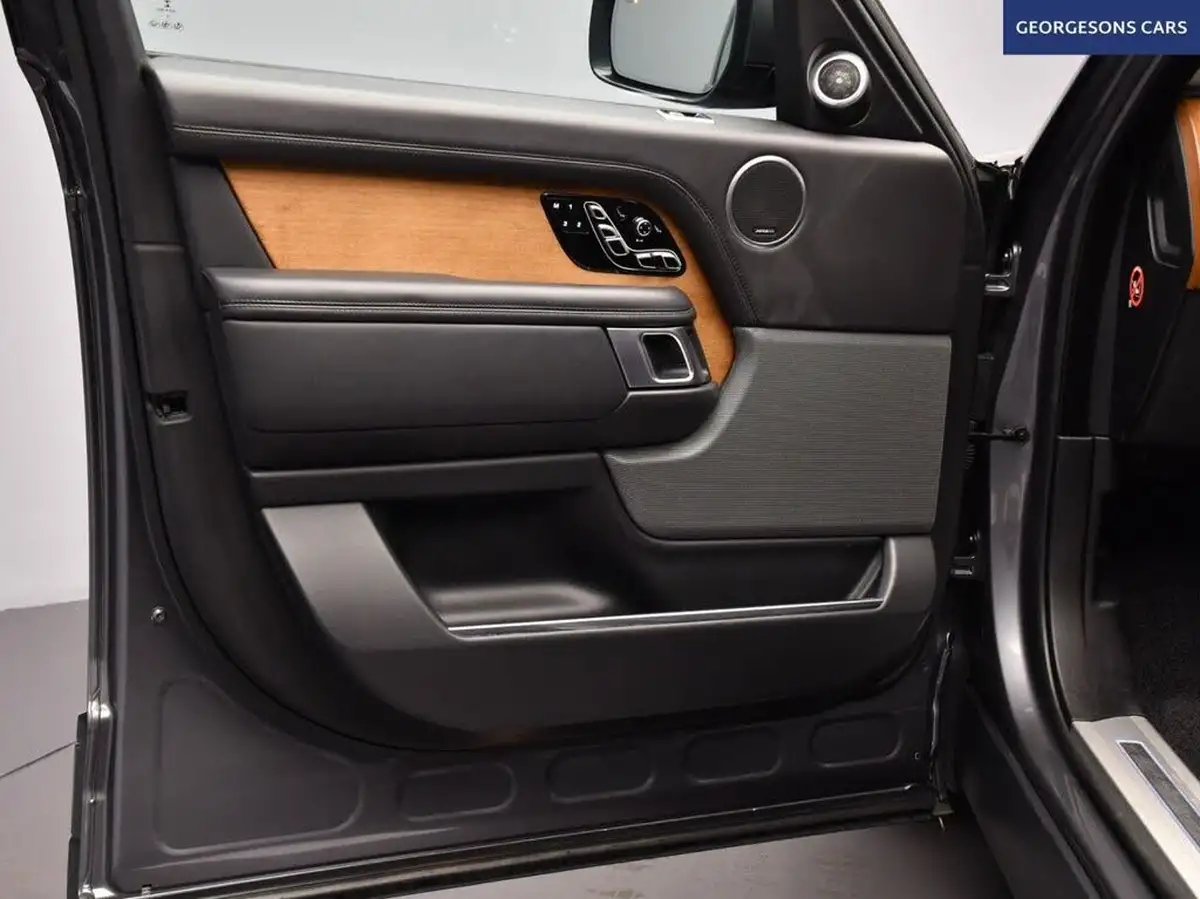 2019-land-rover-range-rover-30-sd-v6-autobiography-big-31