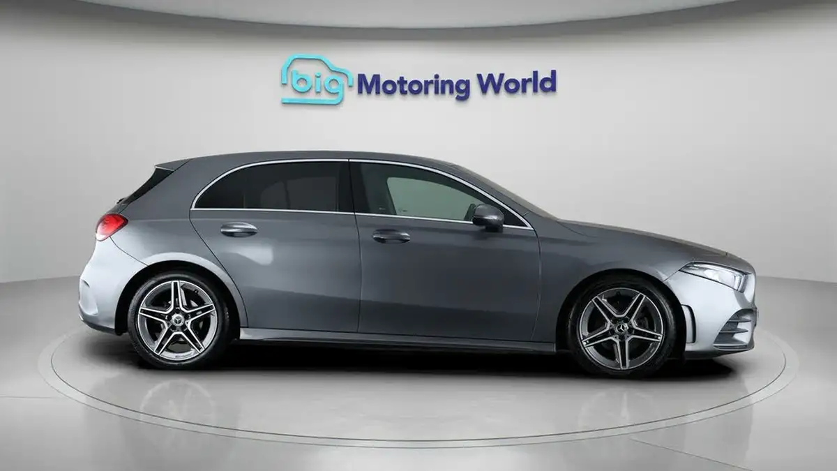 2021-mercedes-benz-a-class-13-a180-amg-line-hatchback-5d-7g-dct-big-7