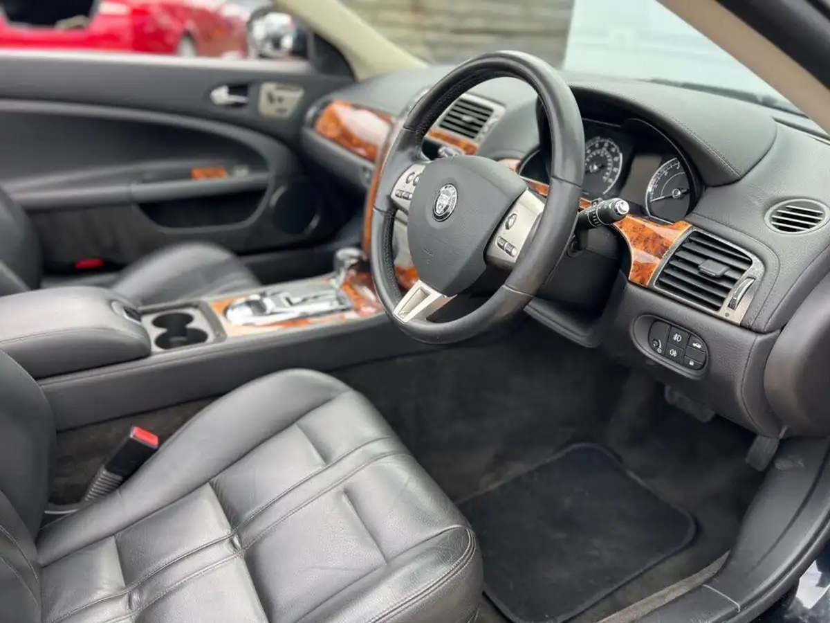 2008-jaguar-xk-42-convertible-big-20