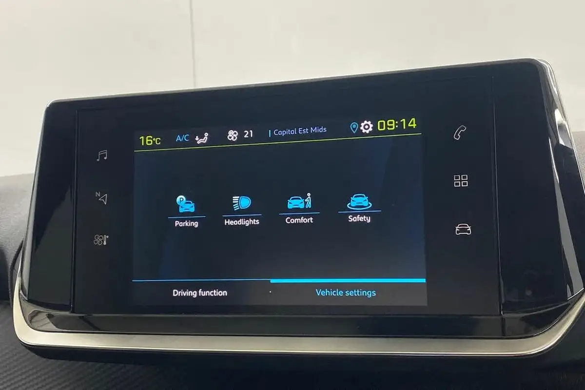 2021-peugeot-208-e-allure-premium-50kwh-big-24