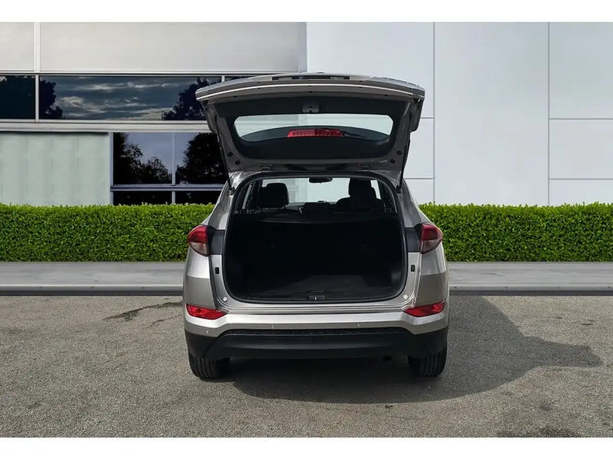 2018-hyundai-tucson-16-gdi-blue-drive-se-nav-big-25