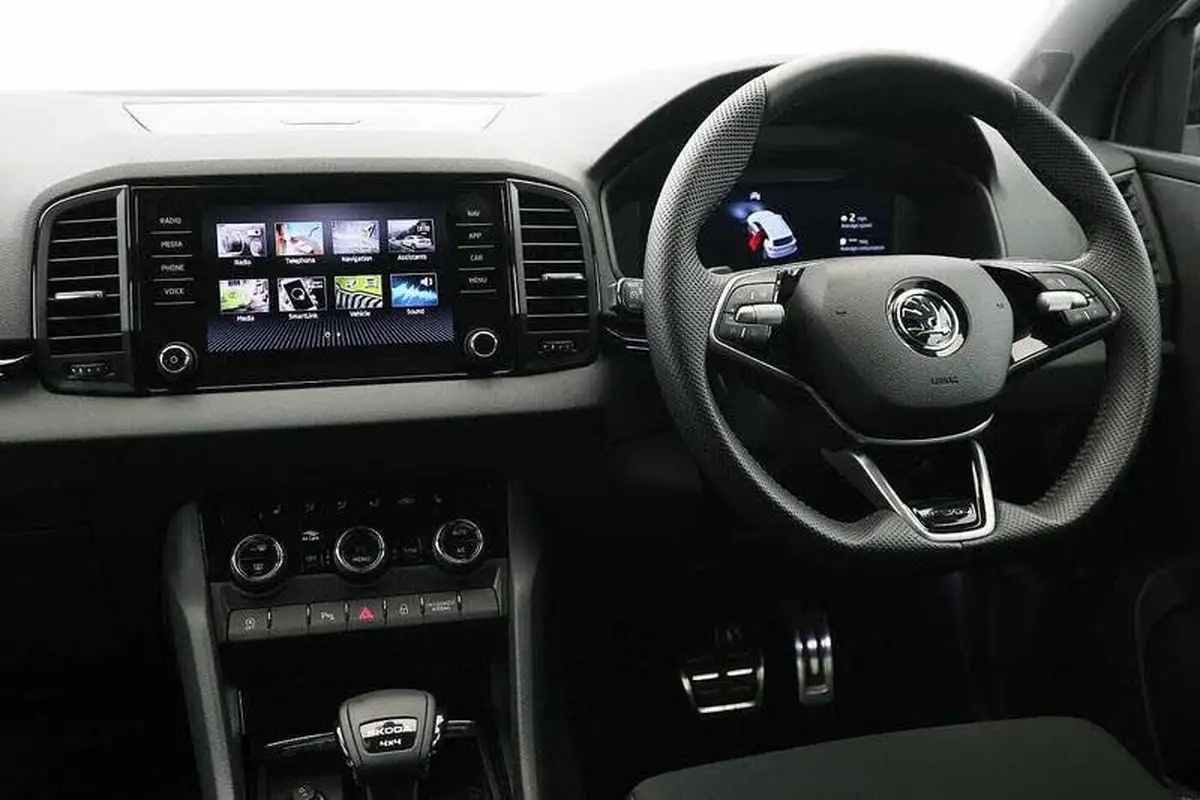 2024-skoda-karoq-20-tsi-sportline-big-1