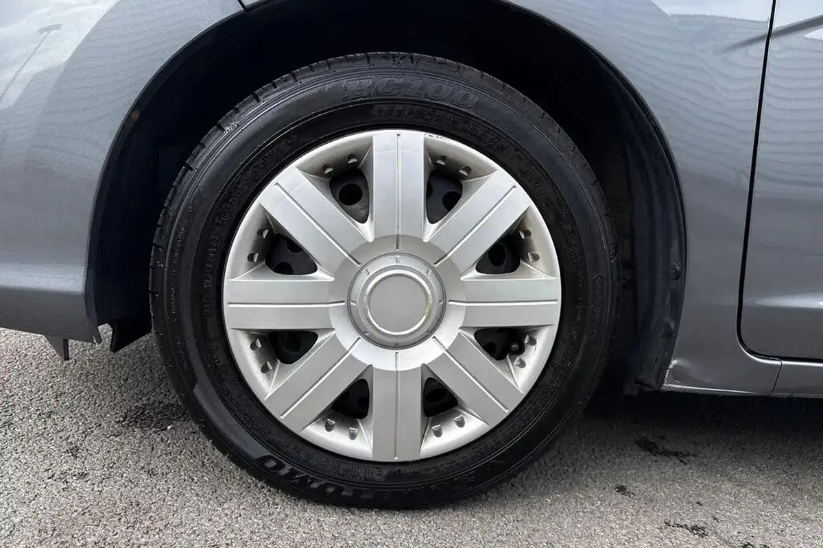 2020-honda-jazz-13-i-vtec-s-big-19