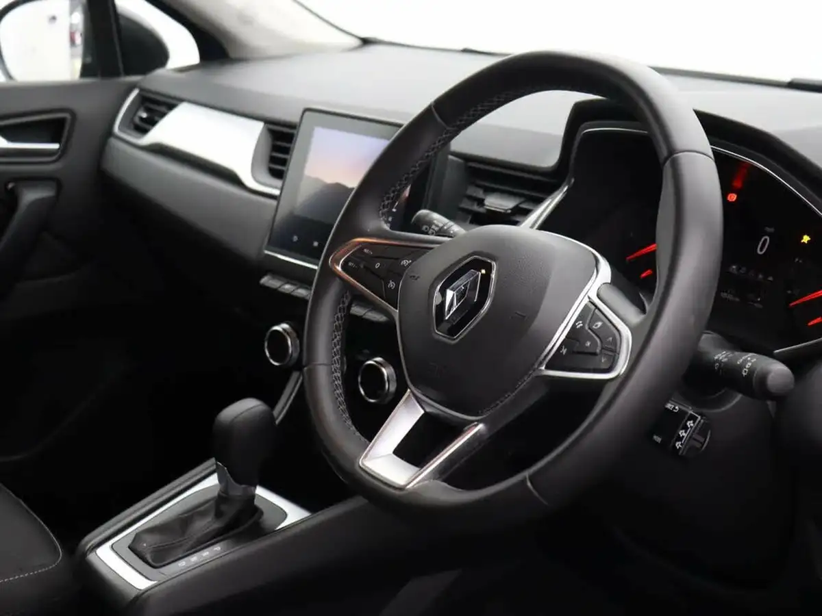2022-renault-captur-13-tce-iconic-edition-edc-auto-big-6