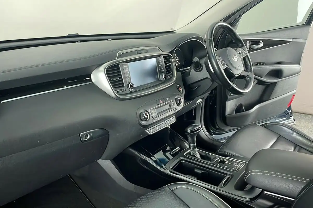 2019-kia-sorento-22-crdi-gt-line-s-big-9