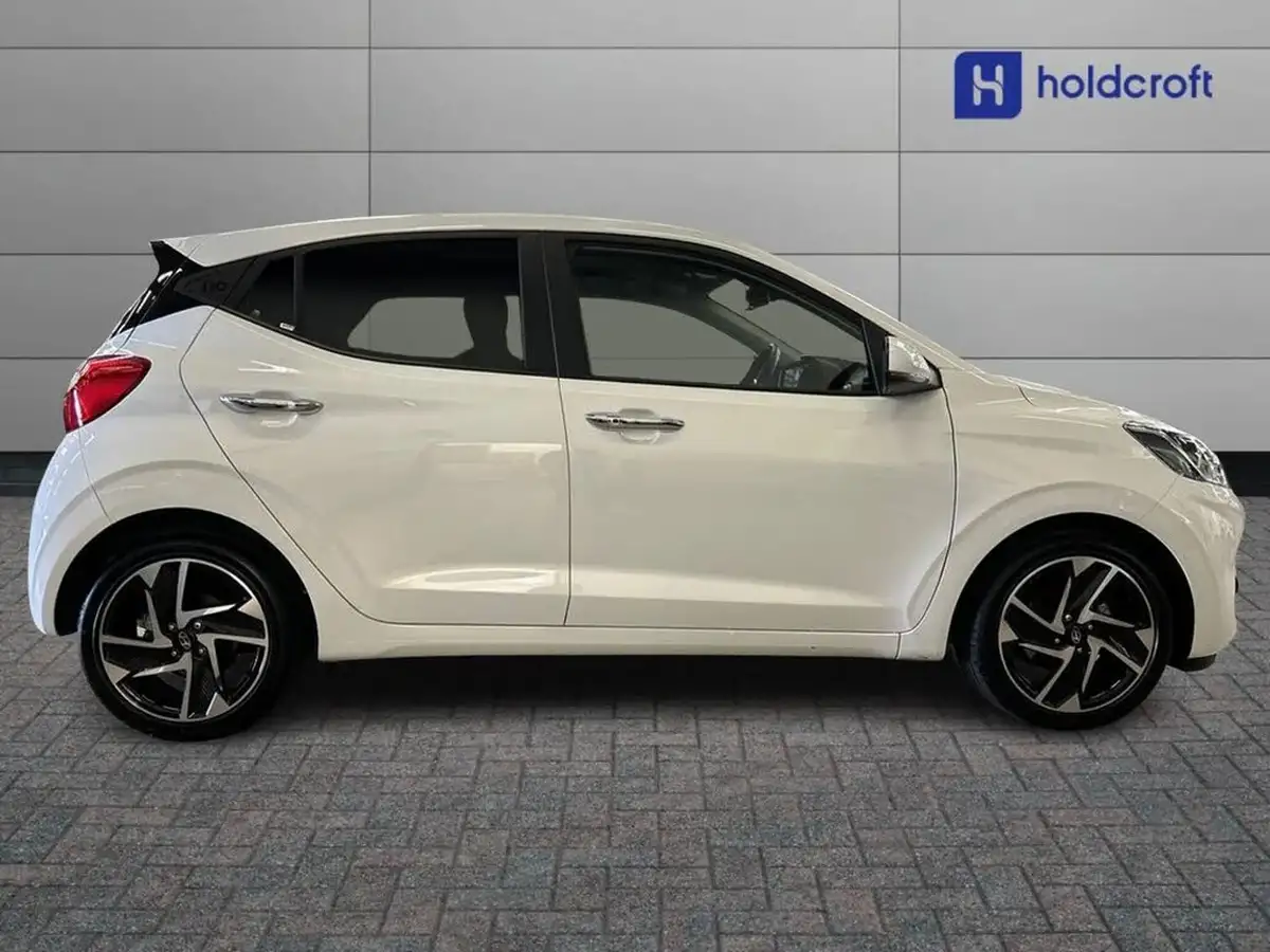 2024-hyundai-i10-10-premium-63ps-auto-big-4