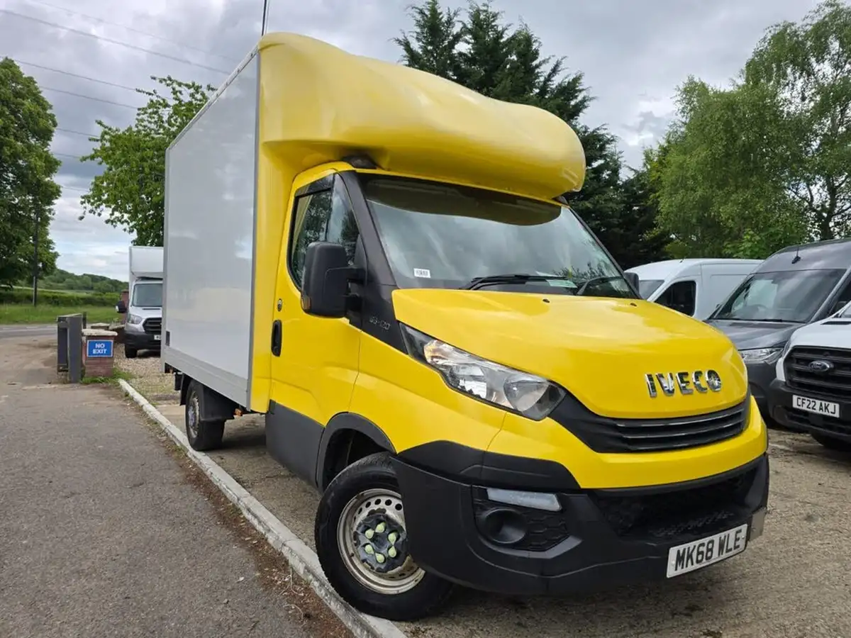 2019-iveco-daily-s-class-23td-35s12-4100-eu6-chassis-cab-hi-matic-big-4