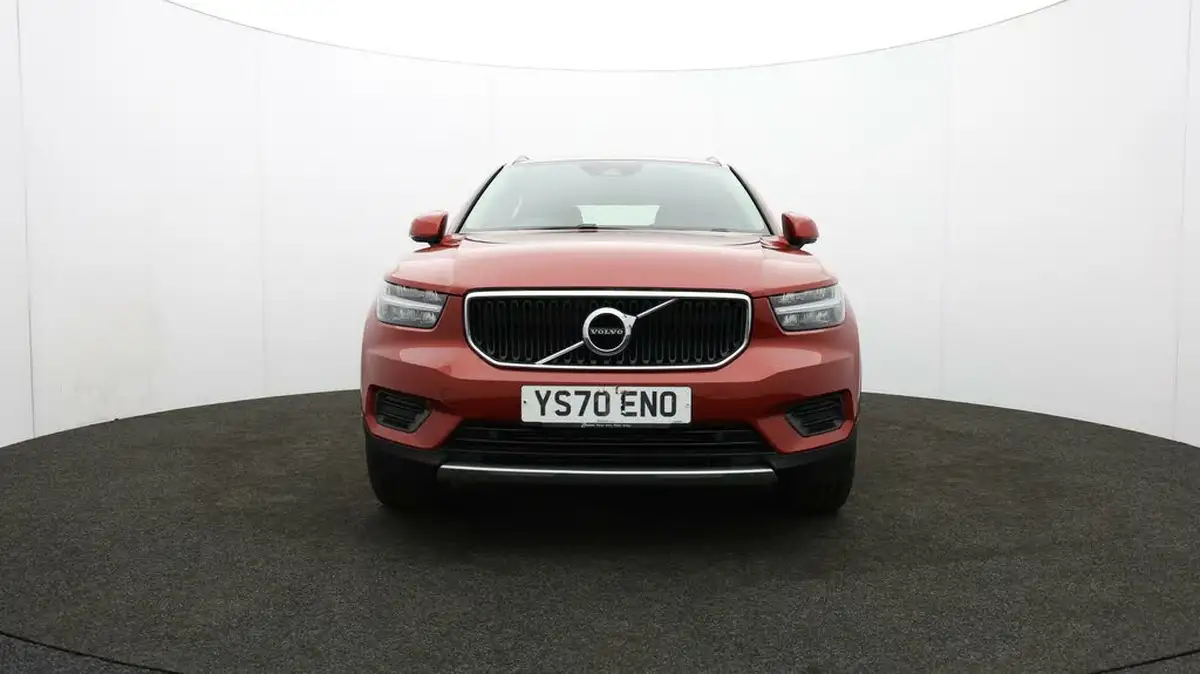 2020-volvo-xc40-20td-d3-momentum-geartronic-big-53