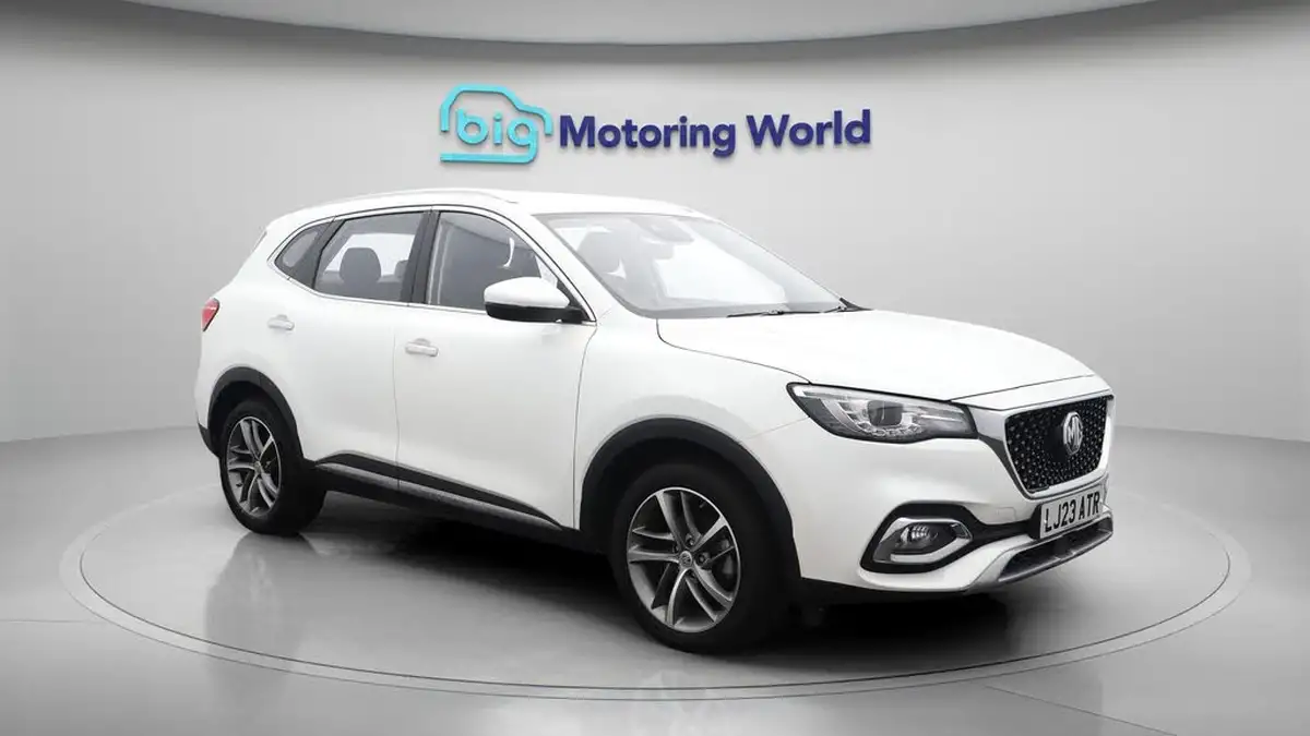 2023-mg-hs-15t-gdi-excite-162ps-dct-big-1