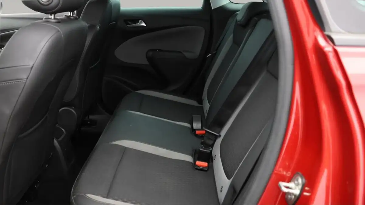 2020-vauxhall-crossland-x-12-elite-130ps-turbo-auto-big-16