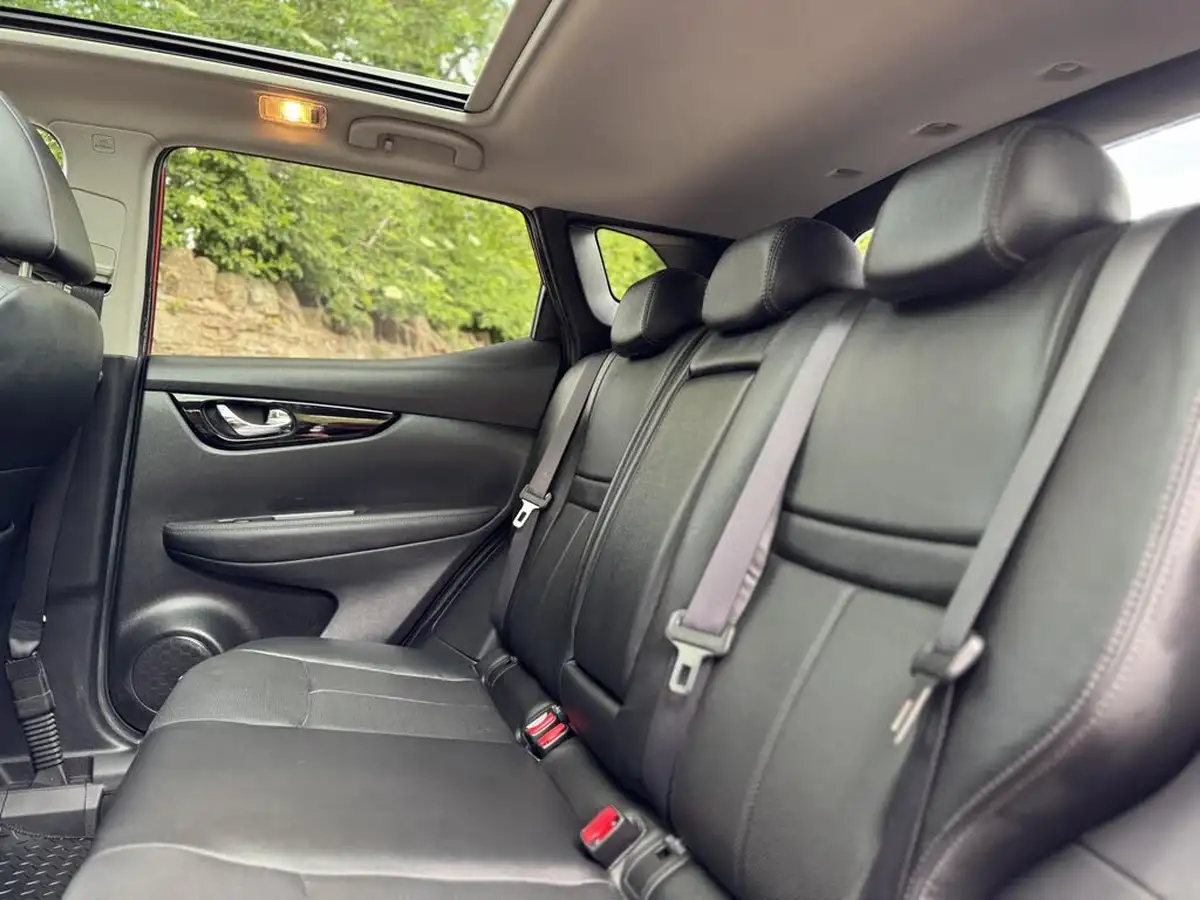 2017-nissan-qashqai-15dci-tekna-big-45