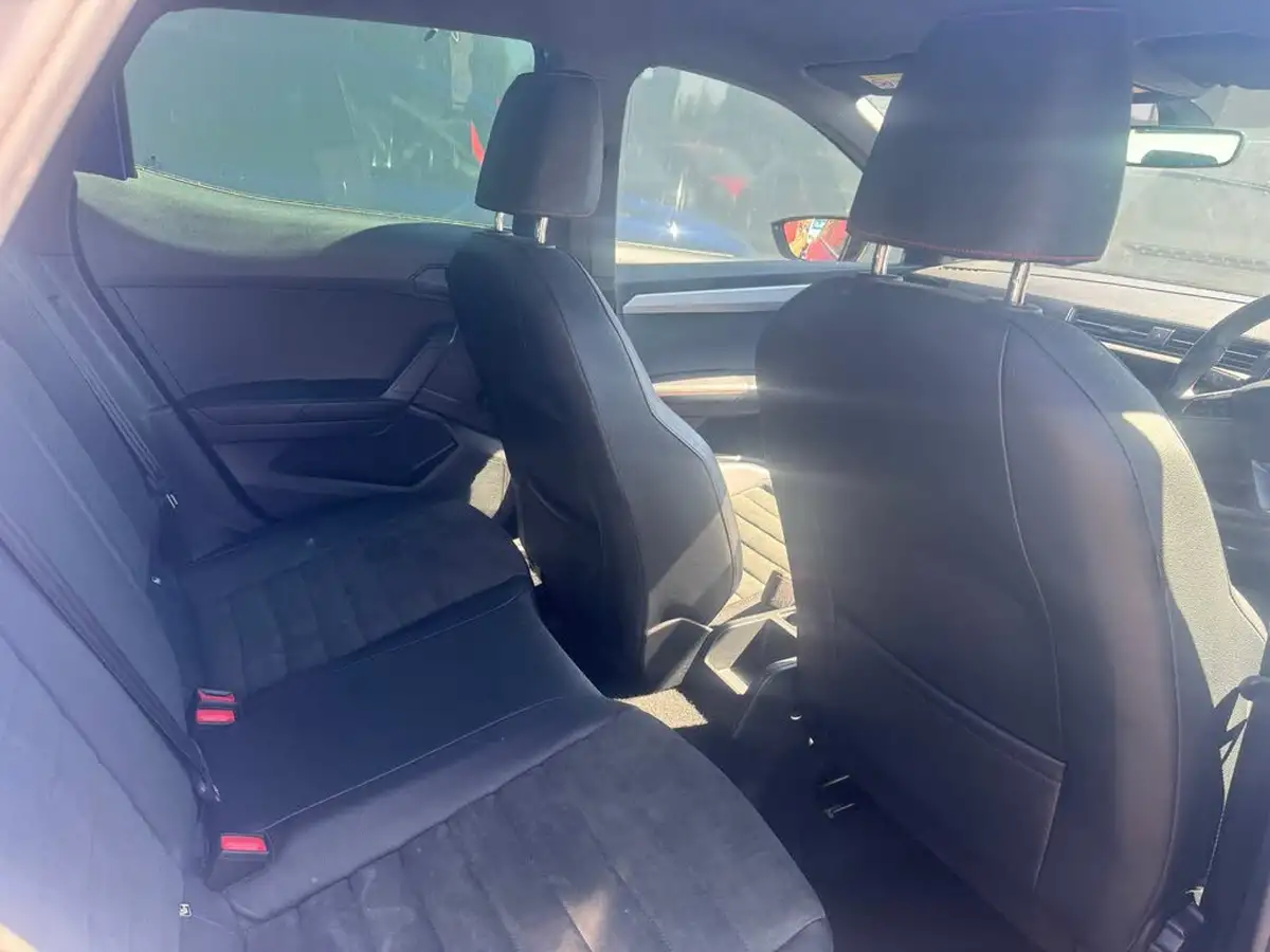 2019-seat-ibiza-10-tsi-fr-sport-115ps-big-48