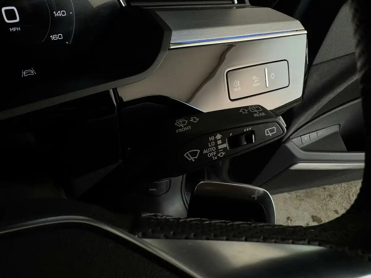 2021-audi-e-tron-e-station-wagon-big-54