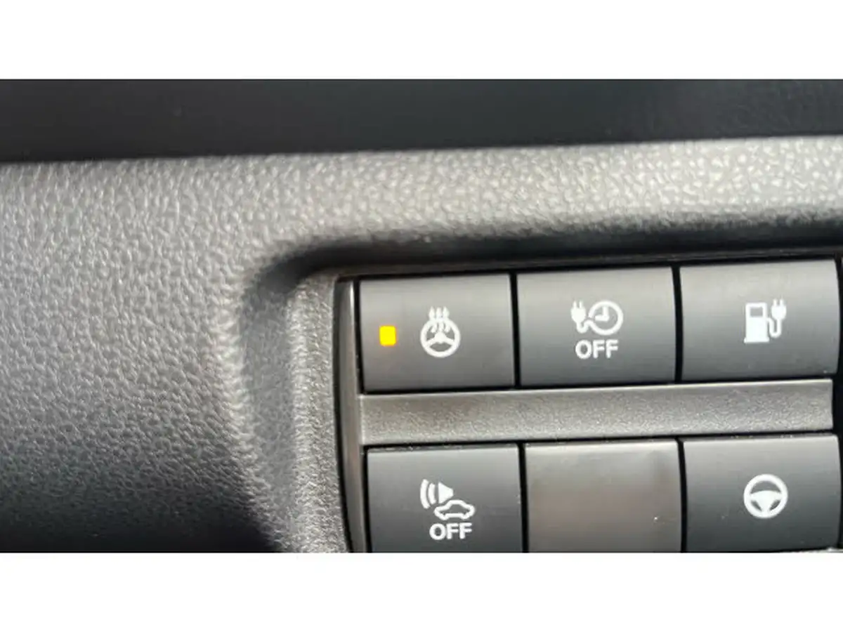2021-nissan-leaf-e-tekna-big-21