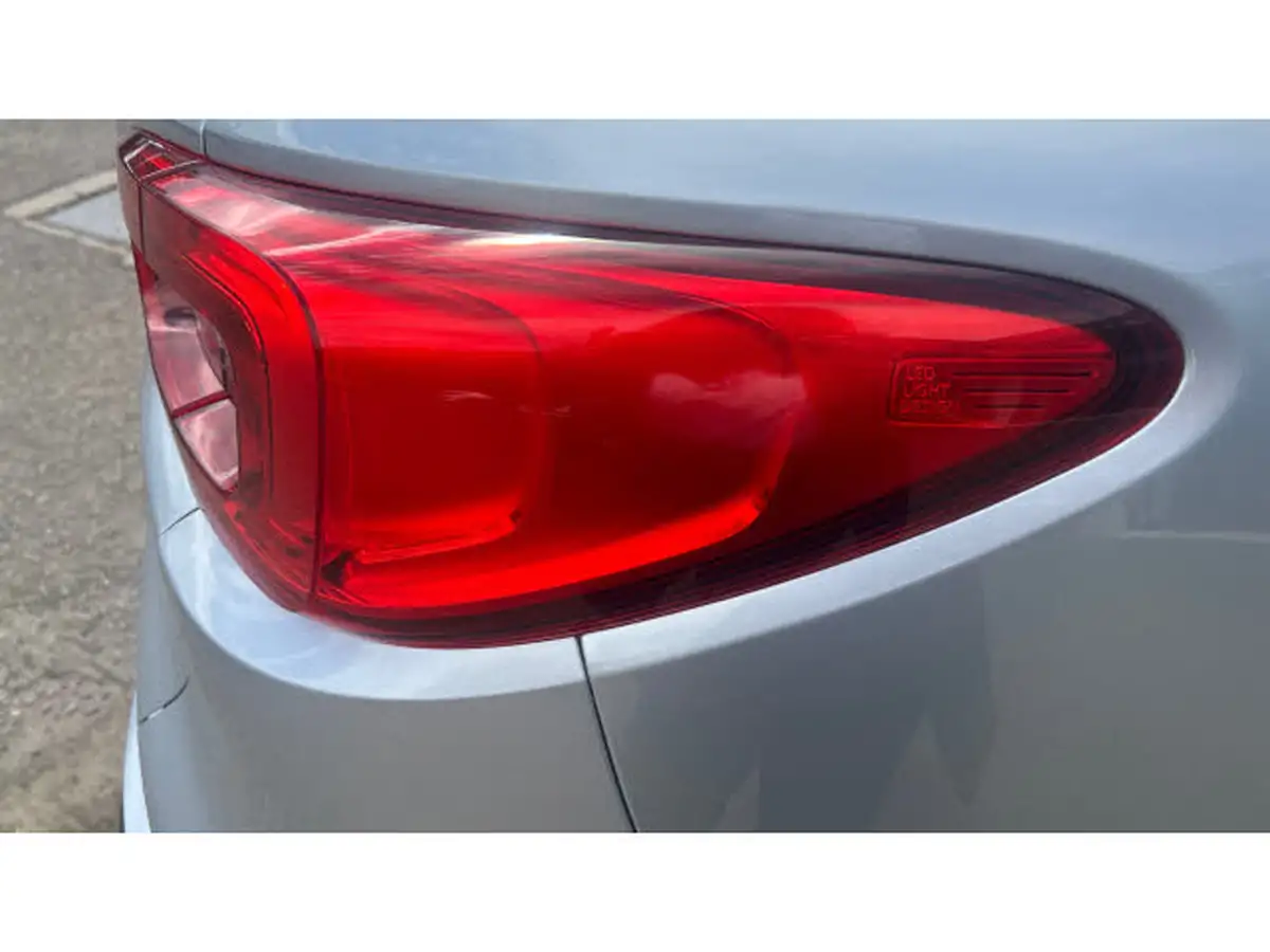 2019-renault-kadjar-13-tce-iconic-140bhp-big-25