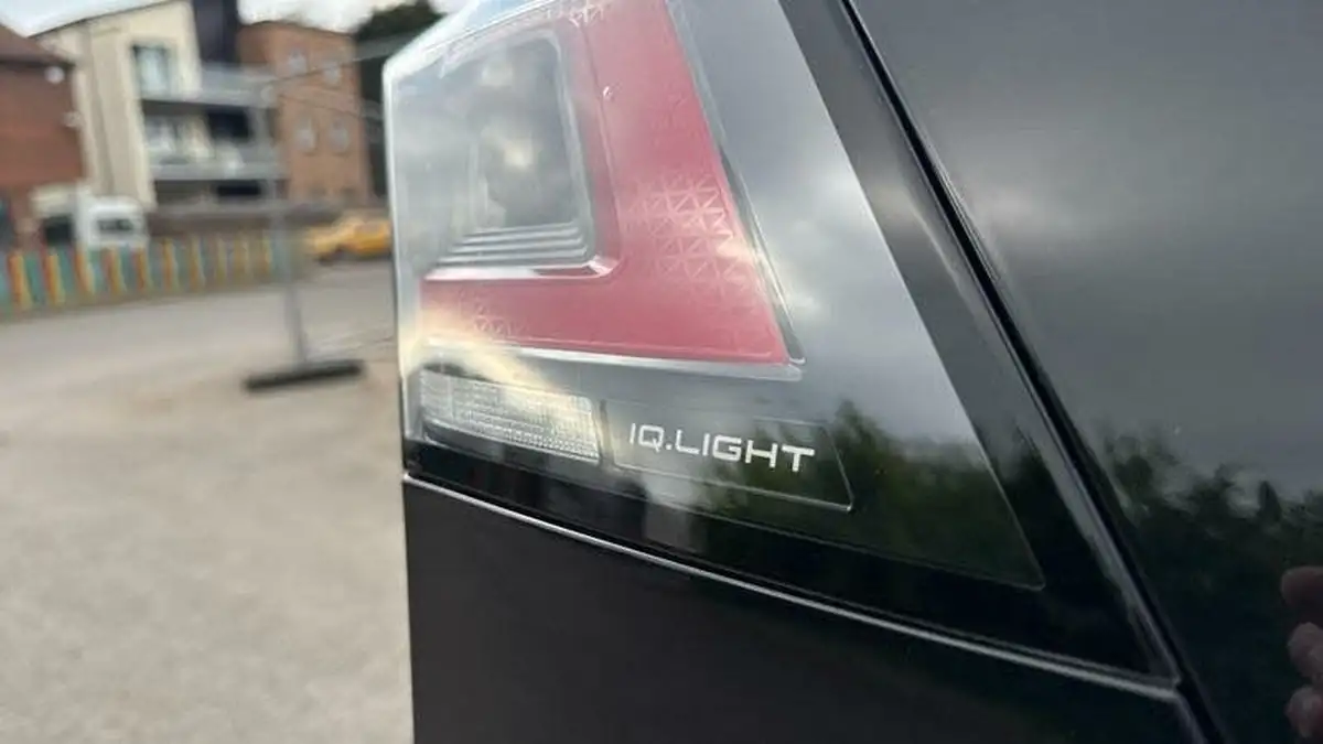 2025-volkswagen-golf-15-etsi-black-edition-big-16