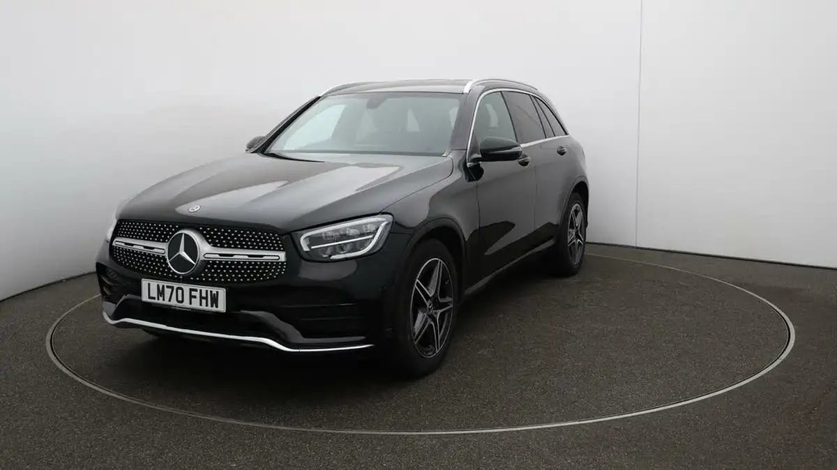 2020-mercedes-benz-glc-class-20d-glc220d-amg-line-station-wagon-5d-4matic-plus-big-36