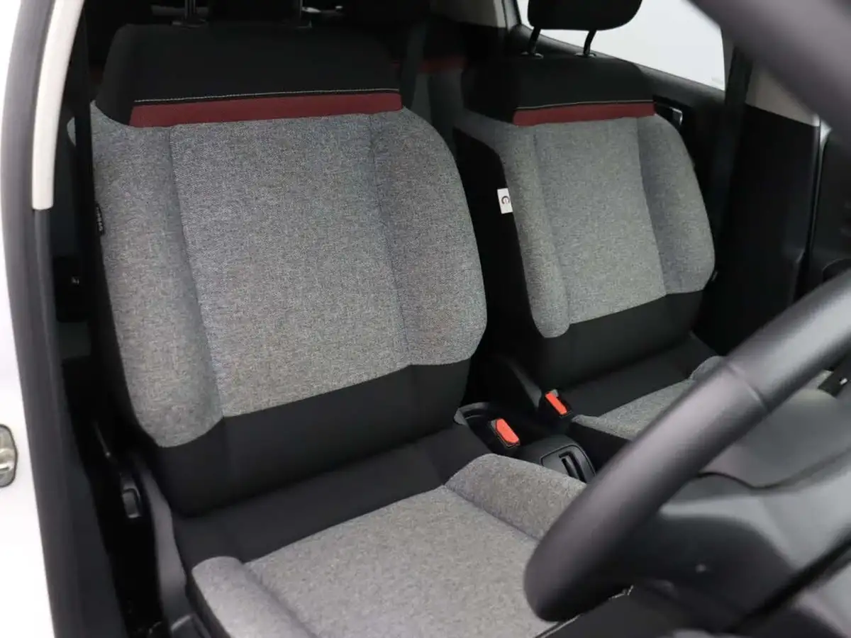 2022-citroen-c3-12-puretech-c-series-big-8