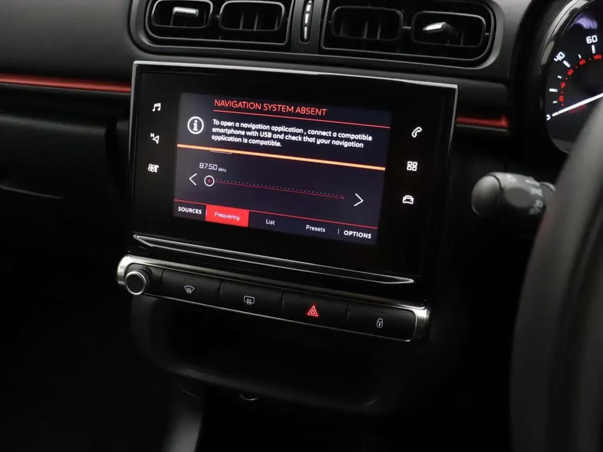 2022-citroen-c3-12-puretech-c-series-big-32