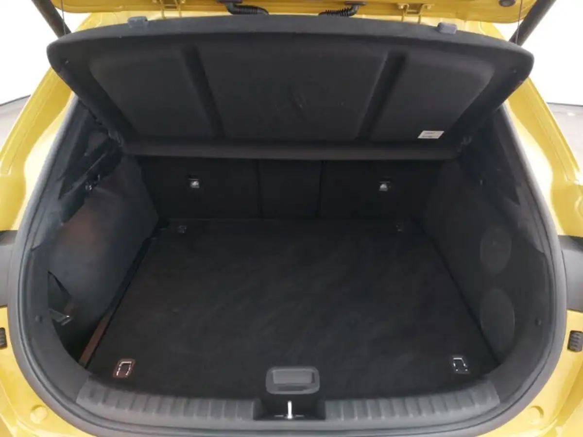2022-kia-xceed-15-t-gdi-4-big-7