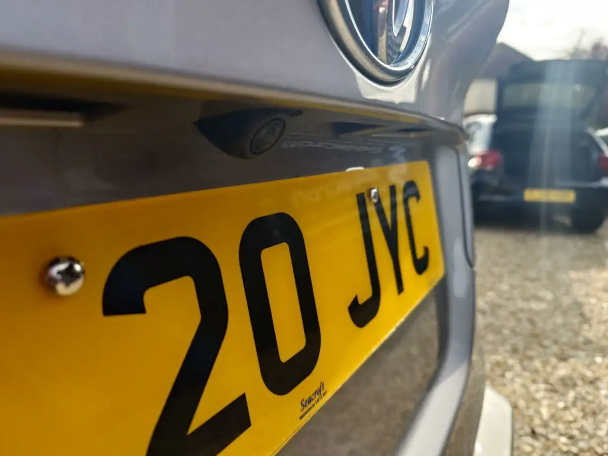 2020-toyota-c-hr-18-vvt-i-excel-big-14