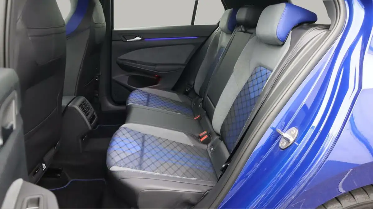 2023-volkswagen-golf-20-tsi-r-320ps-hatchback-big-16