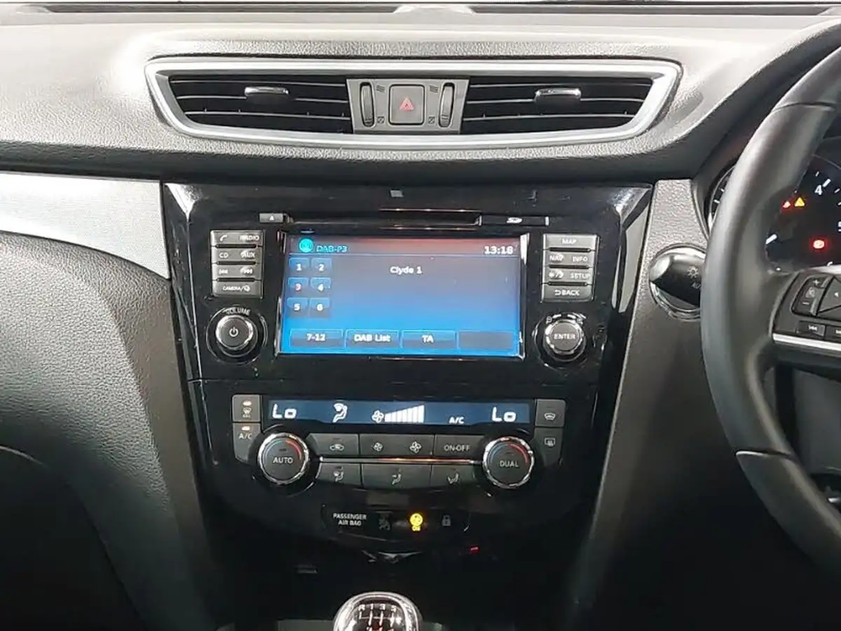 2018-nissan-qashqai-15dci-tekna-115ps-drive-assist-pack-big-6