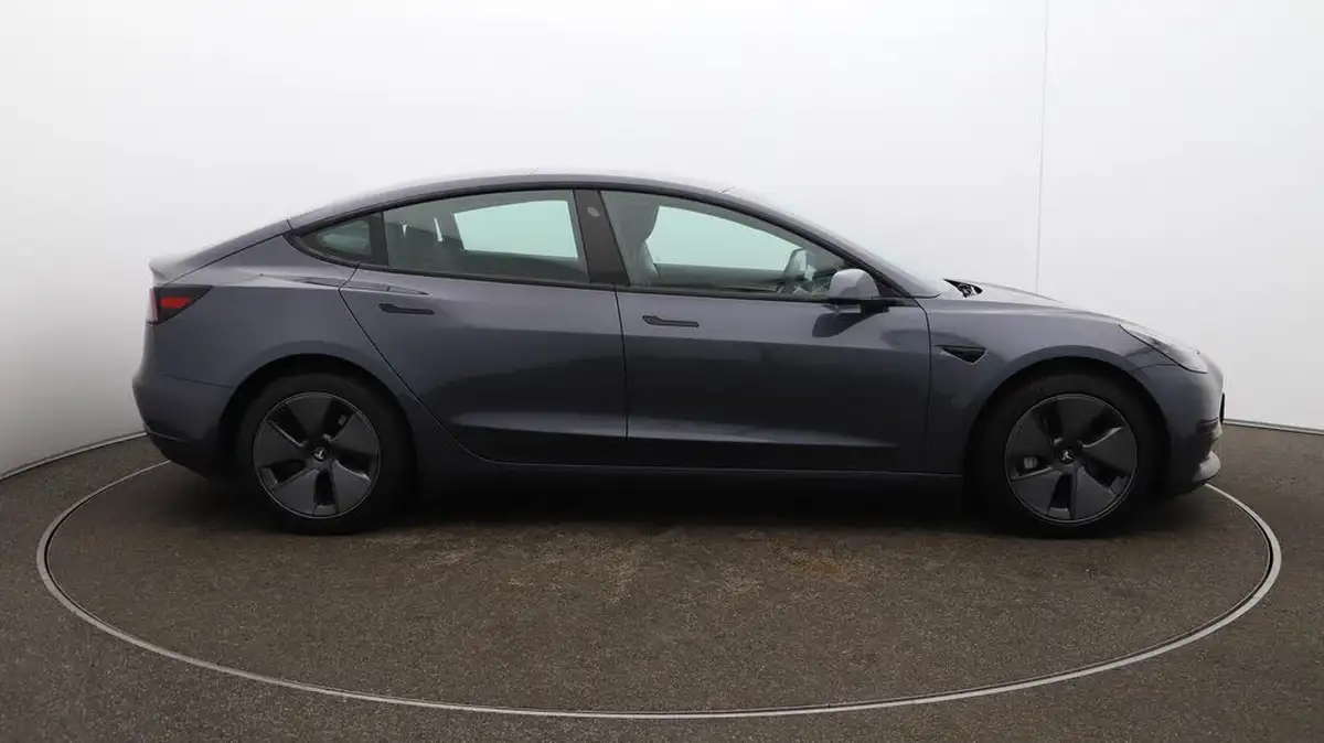 2021-tesla-model-3-e-standard-plus-big-49