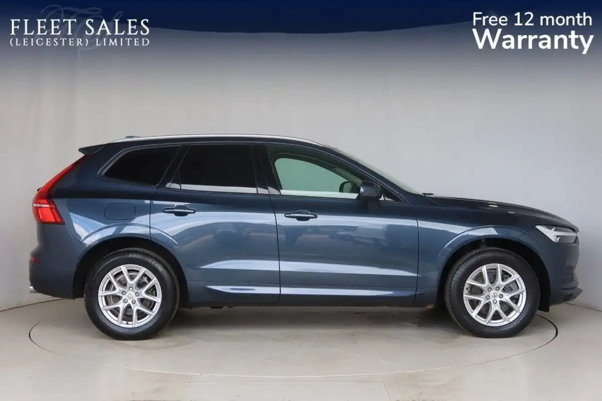 2021-volvo-xc60-20td-b4-momentum-big-1