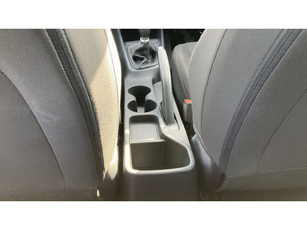 2022-hyundai-i20-10-t-gdi-se-connect-eclutch-imt-big-24