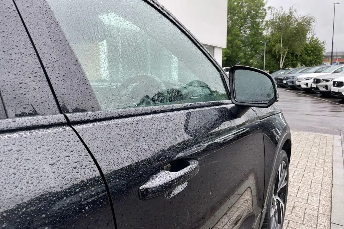 2021-volvo-xc40-15-t5-r-design-pro-262bhp-big-15