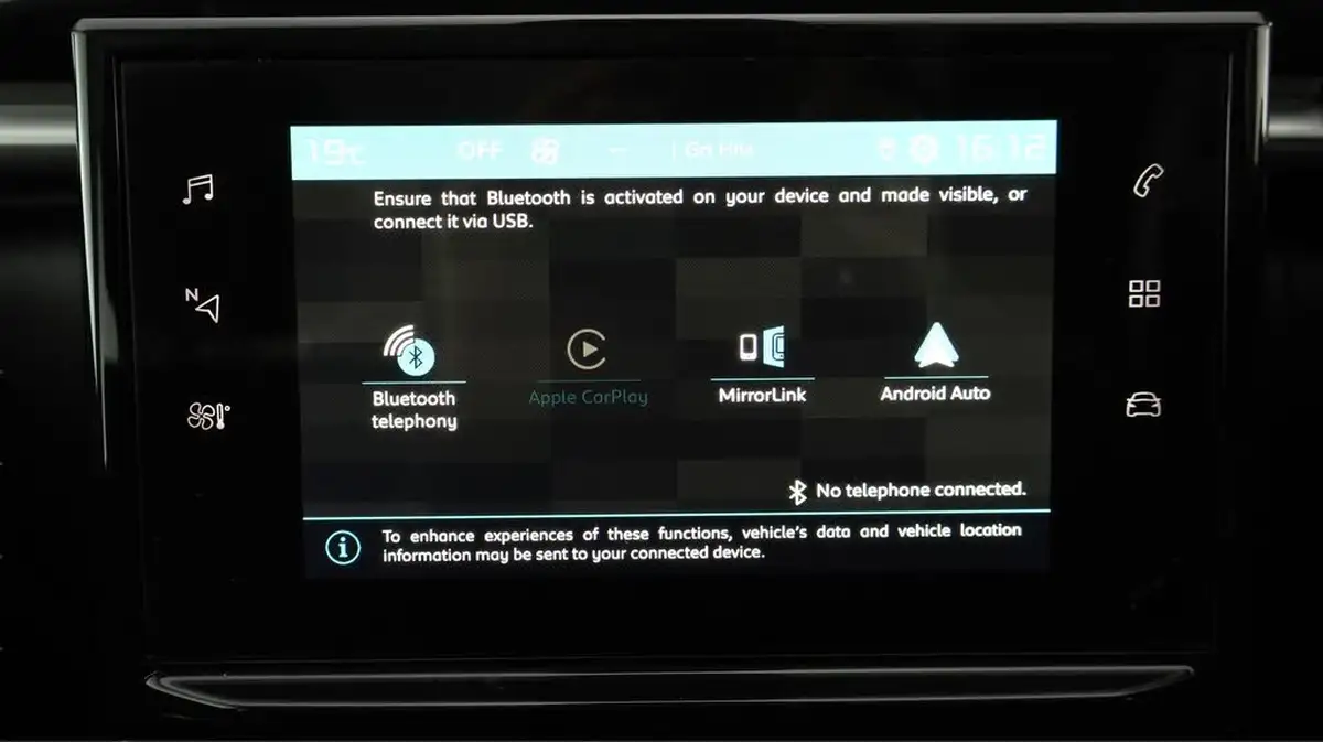 2019-citroen-c3-12-puretech-feel-82ps-ss-big-37
