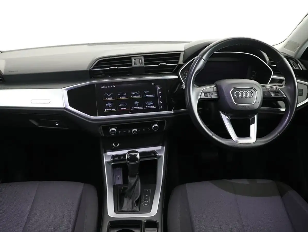 2022-audi-q3-20-35-tdi-technik-s-tronic-big-21