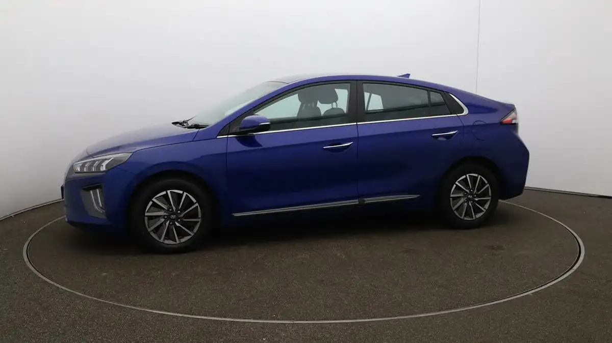 2022-hyundai-ioniq-e-premium-electric-big-65
