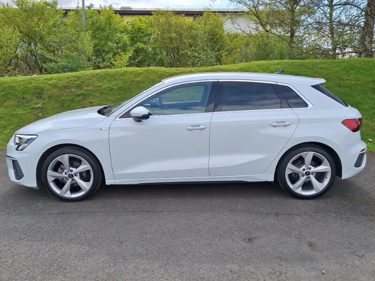 2022-audi-a3-15-35-tfsi-s-line-sportback-5d-tronic-big-3