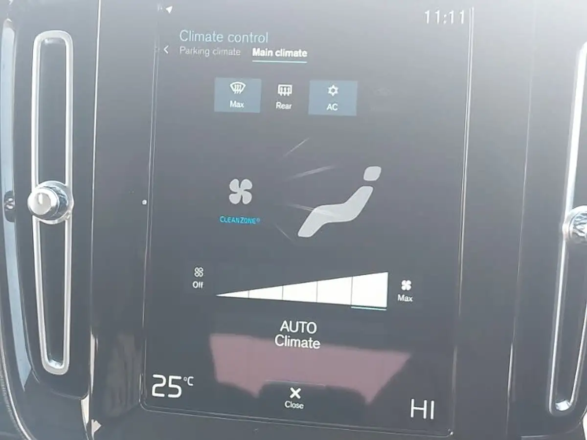 2020-volvo-xc40-15-t3-inscription-big-14