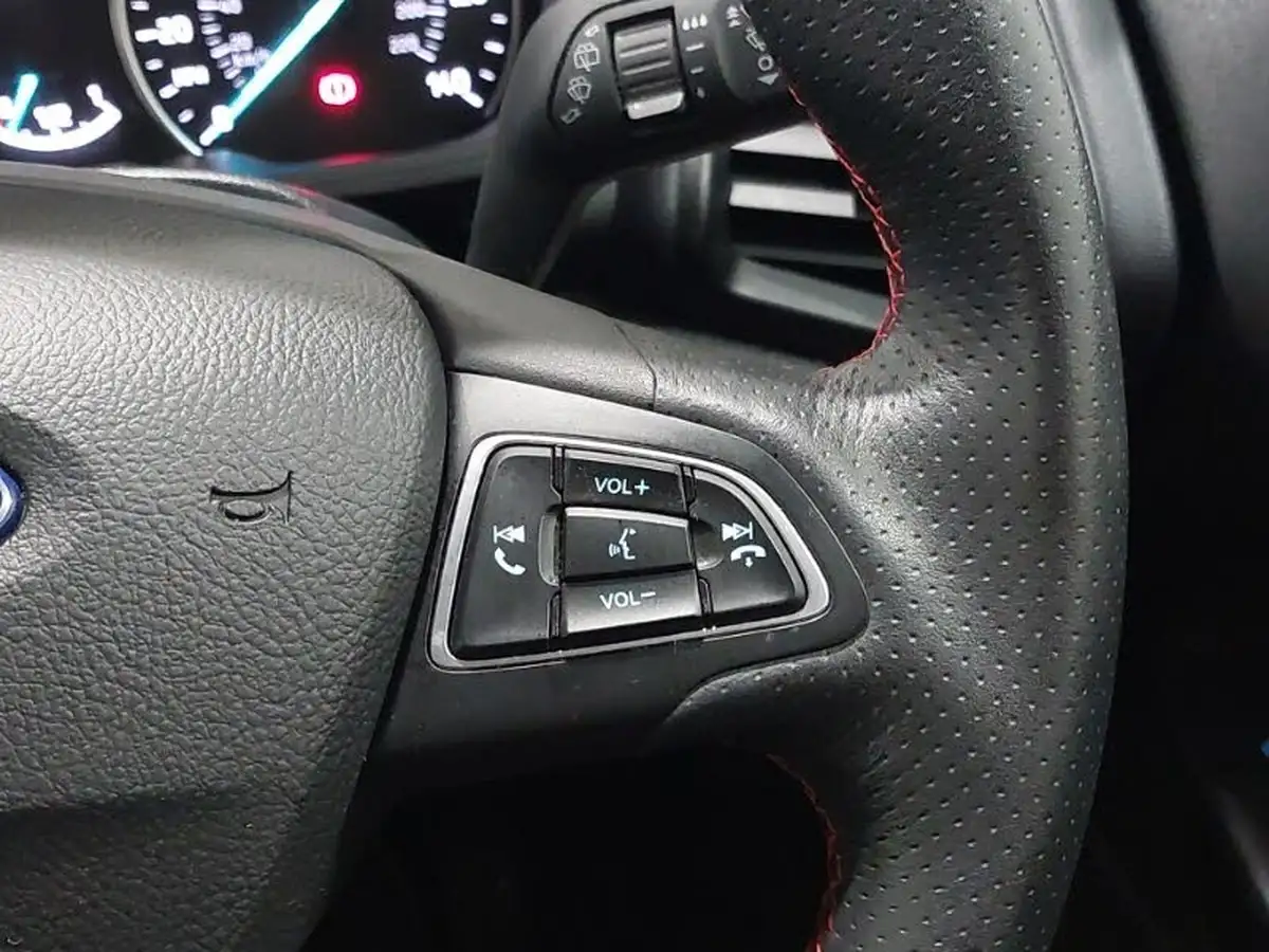 2022-ford-ecosport-10t-st-line-140ps-big-18
