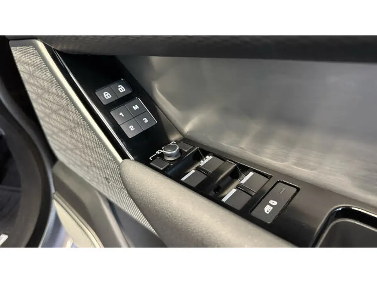 2023-land-rover-range-rover-velar-20-p250-velar-edition-big-22