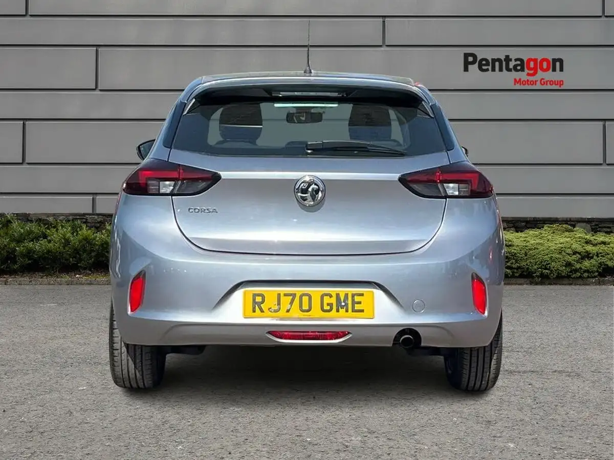 2020-vauxhall-corsa-12i-se-big-16