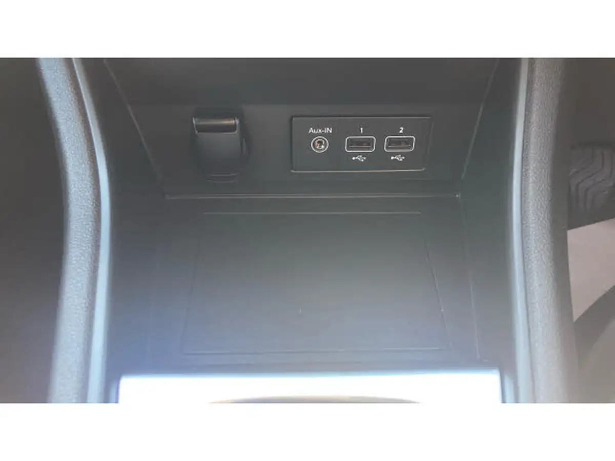 2021-renault-captur-10-tce-iconic-100bhp-big-27