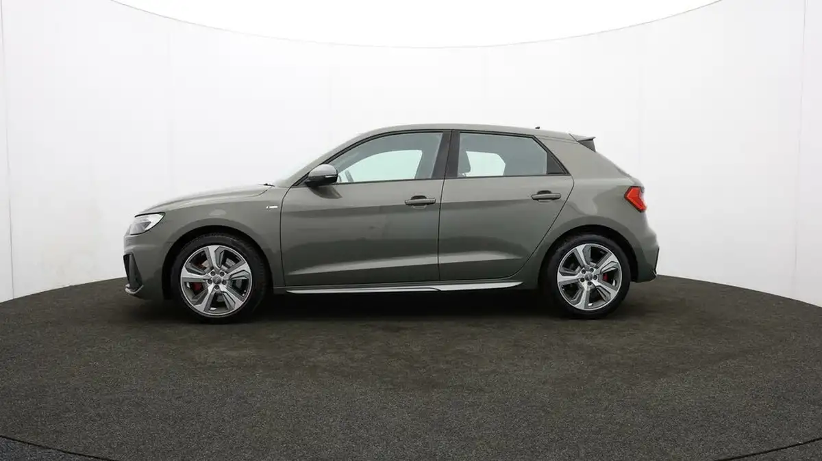 2019-audi-a1-20-40-tfsi-s-line-competition-big-70