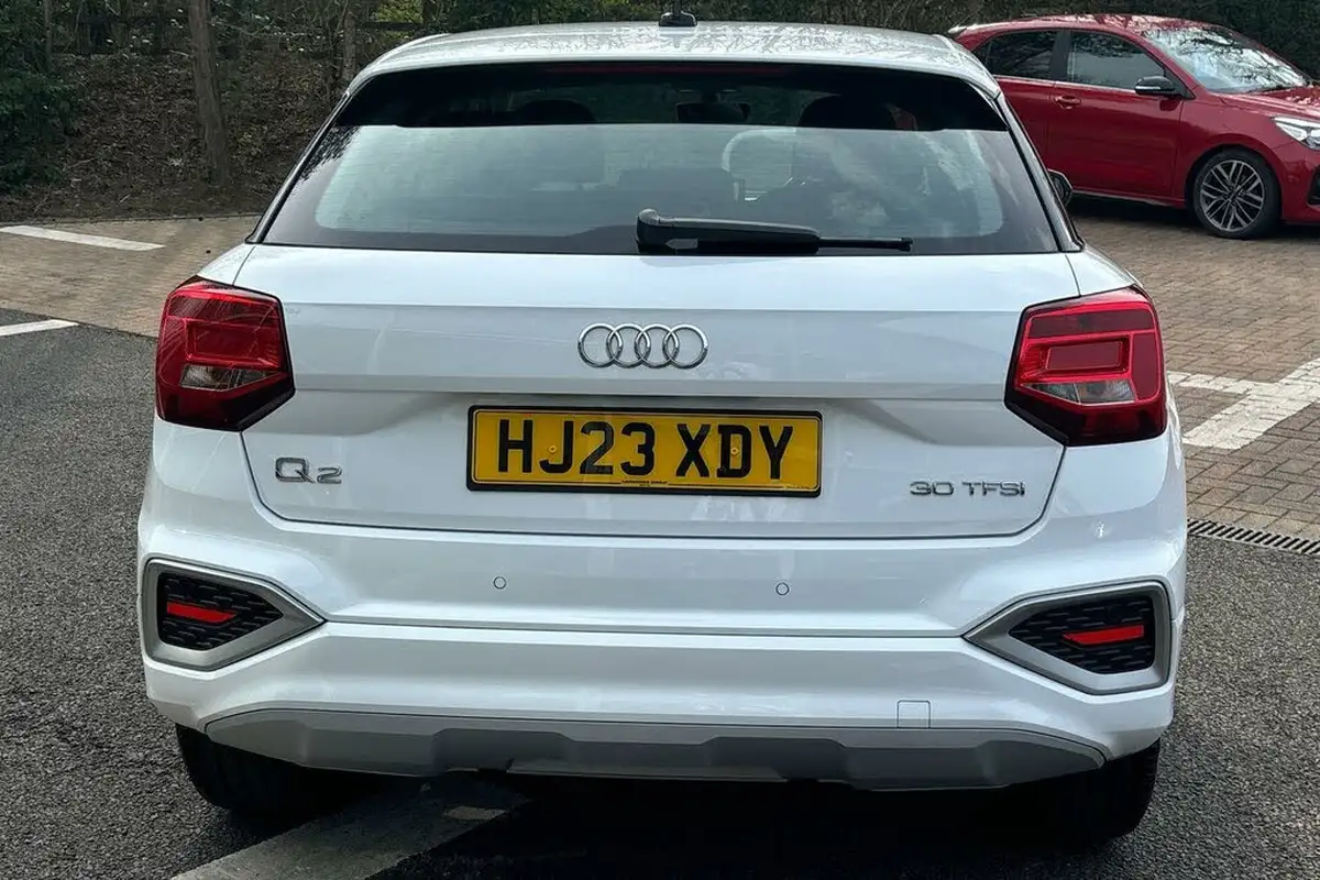2023-audi-q2-10-30-tfsi-sport-big-6
