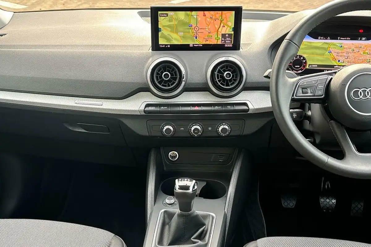 2023-audi-q2-10-30-tfsi-sport-big-34